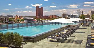 Four Seasons Hotel Baltimore - Baltimore - Bể bơi
