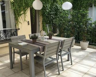 South facing 2 room terrace - Alfortville - Patio