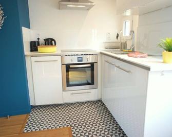 Ze Perfect Place - Superbe Studio Vieux Nice - calme et climatisé - Niza - Cocina