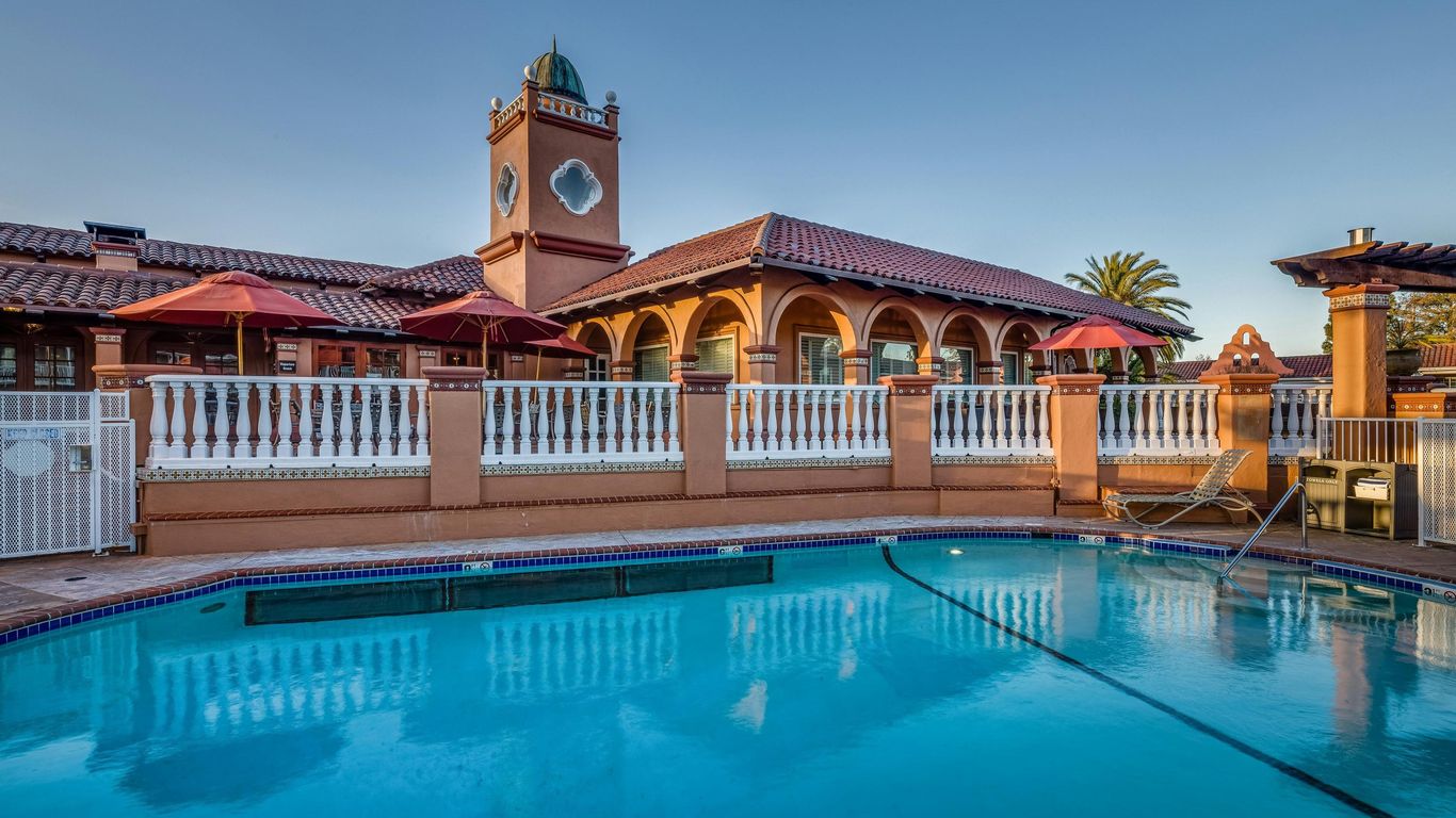 SFO El Rancho Inn, SureStay Collection by Best Western