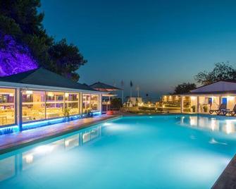 Coral Blue Beach Hotel Gerakini - Polýgyros