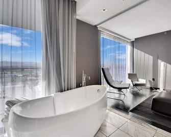 Palms Place Condo Hotel & Casino - Las Vegas