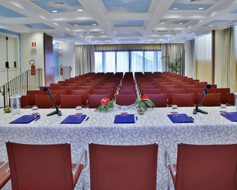 Arciduca Grand Hotel - ליפארי - חדר ישיבות
