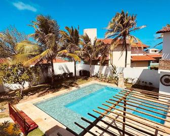 Pousada Villa Manzua - Cascavel - Piscina