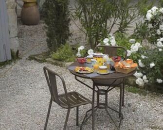 Les Chambres d'Agmara - Arlés - Patio