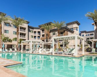 Desert Oasis Retreat - סקוטסדייל - בריכה