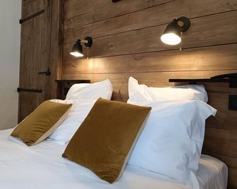 La Tour du Laurensou - Figeac - Bedroom