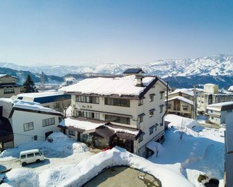Alpine Villa Nozawa - Nozawa Onsen - Gebäude
