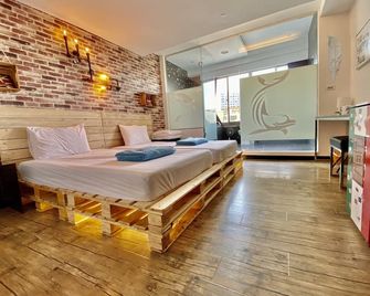 Love River Inn - קאושיונג - חדר שינה