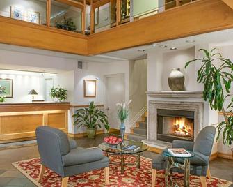 Beautiful, clean, & quiet condo located in DTC! - Greenwood Village - Lobby