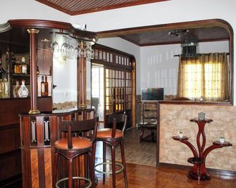 Vila Almeida - Ponta Delgada - Bar