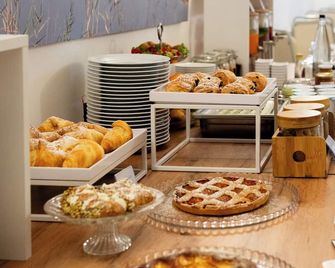 Porta delle Botteghelle - Trapani - Buffet