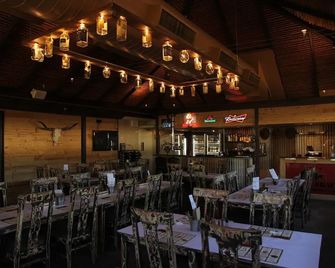 Latitude20 Cattrall Park Motel - Karratha - Restaurante