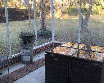 Minutes from Airport & Gulfstream - Pooler