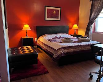 Spacious Amazing 3 Bedroom!!! - Union City - Bedroom
