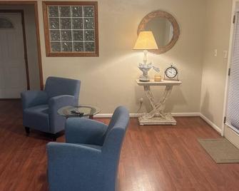 Charming 3-bedroom house with AC and WiFi in quaint Fort Sumner - Fort Sumner