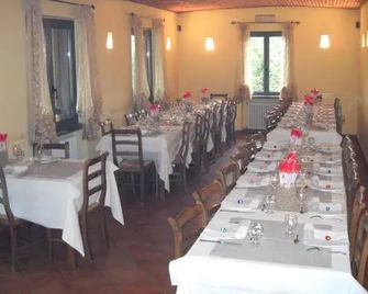 Locanda Contrada dei Fattori - 카이로 몬테노테 - 레스토랑