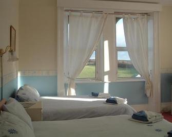 Fortescue Arms - Woolacombe - Bedroom