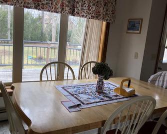 Cape cod getaway Close to Old Silver - Falmouth - Phòng ăn