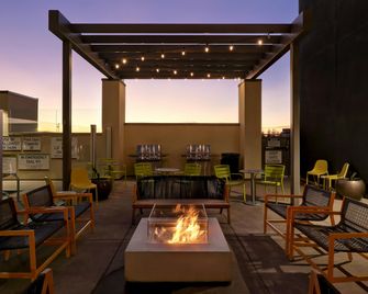 Home2 Suites by Hilton Turlock - Turlock - Balkon