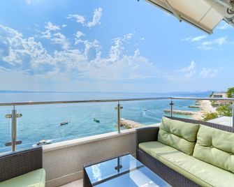 Pansion Martin - Podstrana - Balcony