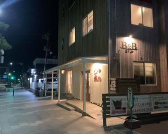 B&B Surf Rider - Hostel - Kamakura - Gebäude