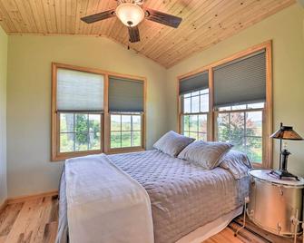 Charming Galax Retreat w/ Wraparound Deck! - Galax - Bedroom