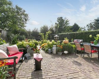 B&B Het Pronkbed - Oirschot - Patio