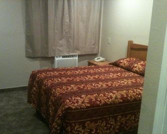 Hesperia Inn - Hesperia - Camera da letto