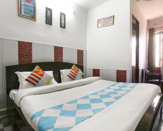 OYO Home 77622 Mg Grant - Palwal - Bedroom