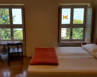 Lake Como Peace Lodge - Hostel - Menaggio - Camera da letto