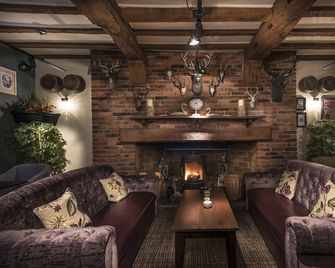 The Swan Hotel, Stafford, Staffordshire - The Coaching Inn Group - Stafford - Lounge