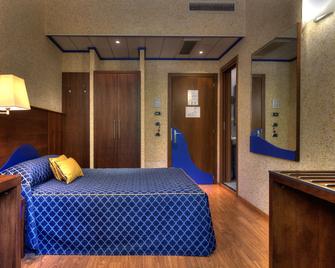 Central Park Hotel Modena - Modena - Bedroom