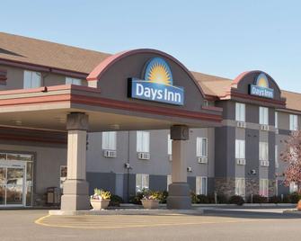 Days Inn & Suites by Wyndham Thunder Bay - Thunder Bay - Bygning