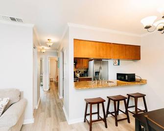 2-bedroom apartment in South Tampa with King Bed! - Tampa