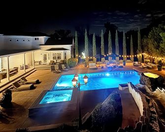 Heated Pool 40' Waterslide, Spa, Sauna, 5Beds 5Baths - Fallbrook - Pool