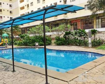 Simple Studio Room At Apartment Kebagusan City - Yakarta - Piscina