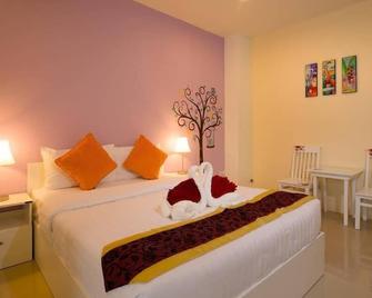 Petch Ranong at Town - Mueang Ranong - Habitación