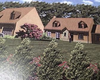 Beautiful villa with an impressive view - Thorigné-sur-Dué - Edificio