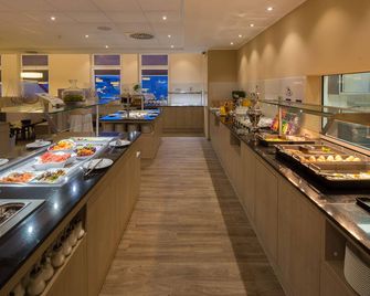 Maximilian Hotel & Apartments Weil am Rhein / Basel - Weil-am-Rhein - Buffet