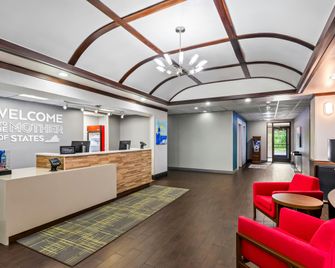 Hampton Inn & Suites Richmond/Virginia Center - Glen Allen - Recepción