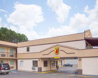 Super 8 by Wyndham Monticello AR - Monticello - Edificio