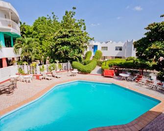 Habitation Hatt Hotel - Port-au-Prince - Pool