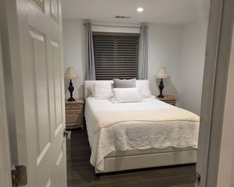 Terrific 2-bedroom house with AC in Thousand Oaks - Thousand Oaks - Habitación