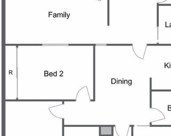 Sweet Caroline Sunny & Spacious Sleeps 6 - Orange