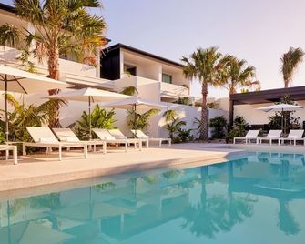 เดอะ ไฮด์ ไบรอน เบย์ - ไบรอน เบย์ - สระว่ายน้ำ