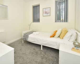 Townhouse @ Hall O Shaw Street Crewe - Crewe - Bedroom
