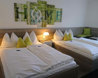 Hotel Deutschherrenhof - Treviri - Camera da letto