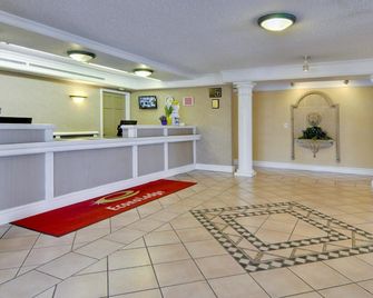 إكونو لودج كالامازو نير وينجز ستاديوم - كالامازو - أفضل طعام