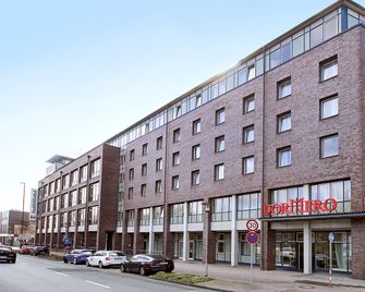 Dormero Hotel Hannover-Langenhagen Airport - האנובר - בניין
